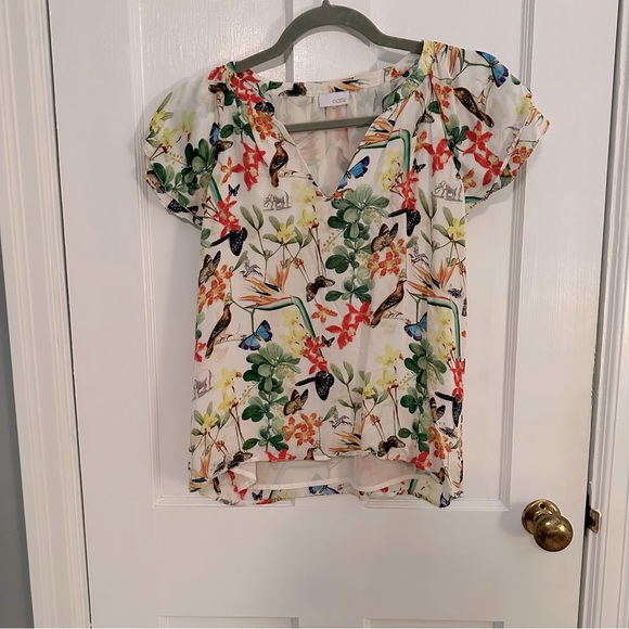 Ecru Floral Top - Picture 6 of 7
